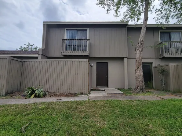 7910 Citrus Dr, Temple Terrace, FL 33637