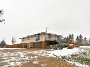 4110 N Unity Rd, Lena, IL 61048