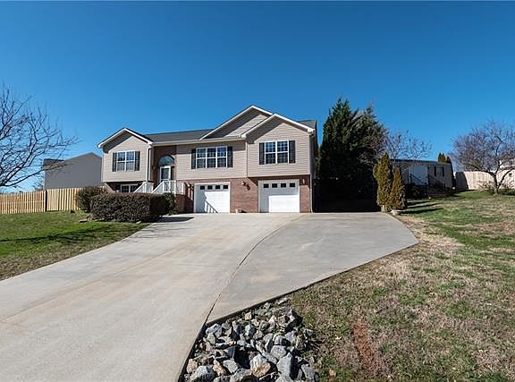 2nd image of 6 Granite Creek Dr