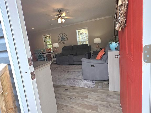 3rd image of 147 Cedarwood Drive