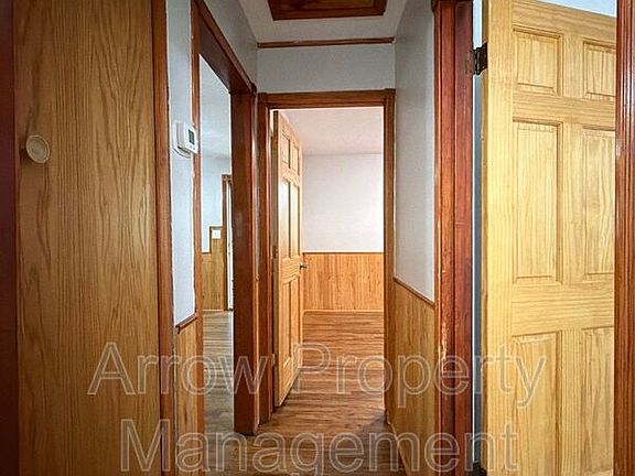 5th image of 2122 N 32nd St