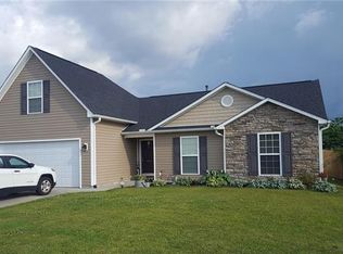 278 W Swift Creek Rd, Fletcher, NC 28732