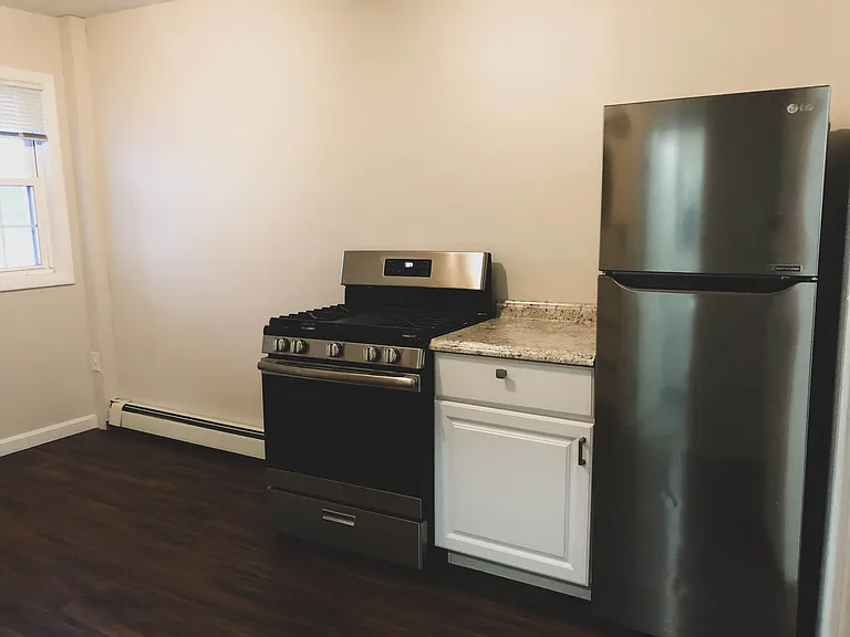 33 Tingley St #2R — Photo 3