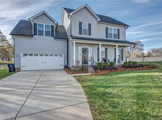 300 Holstein Dr, Dallas, NC 28034