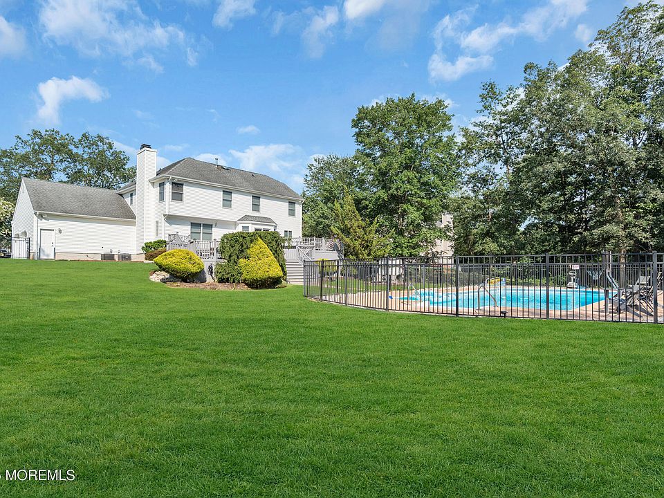 2nd image of 8 Sheldon Drive