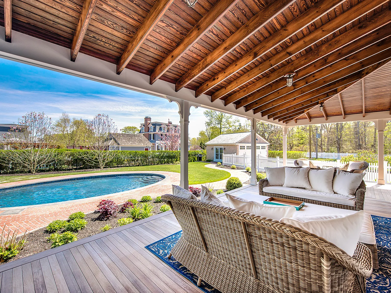 Renovated Historic Home In The Heart Of Quogue — Photo 4