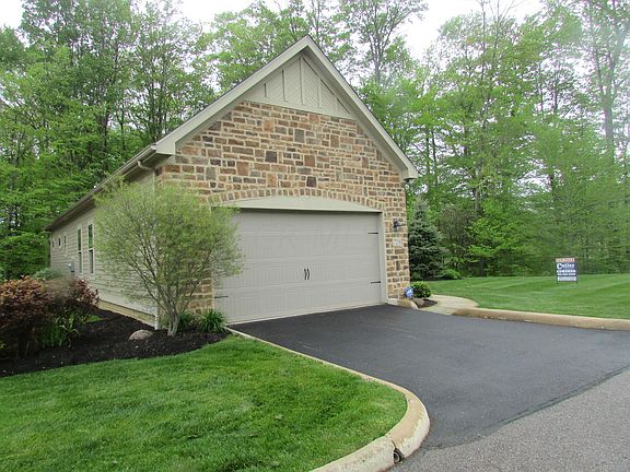 3rd image of 7218 Slate Bend Dr