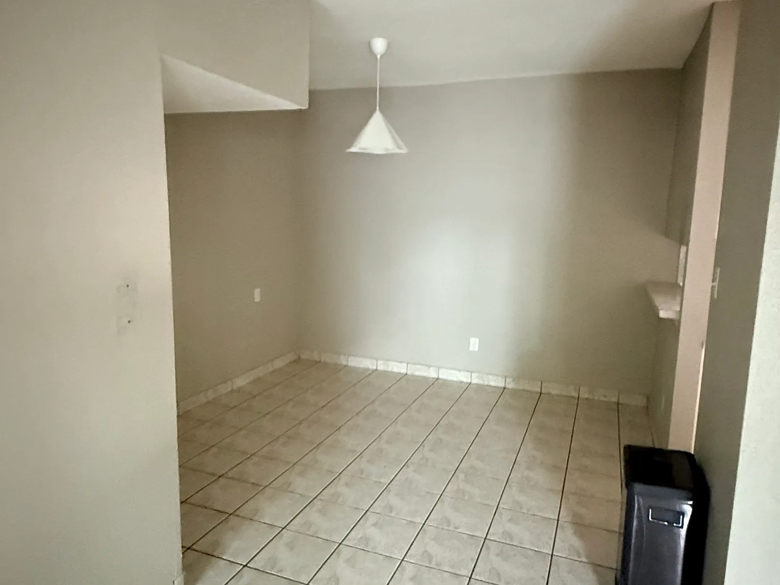1 bed, 825 sqft, $1,100 — Photo 3