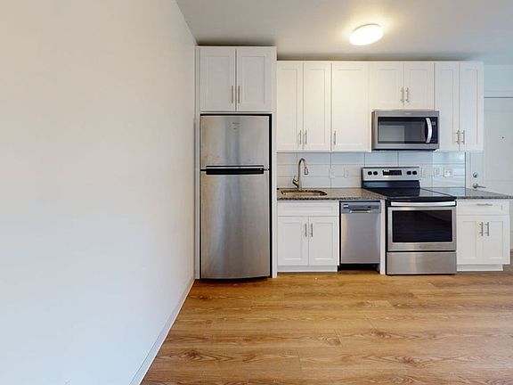 4th image of 5824 N 13th St #308