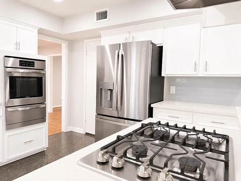 13521 Peoria St — Photo 14
