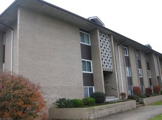 10427 N Church Dr APT 119, Parma Heights, OH 44130