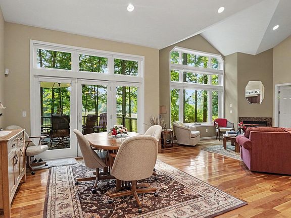 5th image of 6714 Beechnut Ct #204