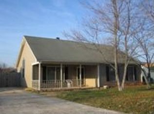 1607 Harrod Ln, Greensboro, NC 27410