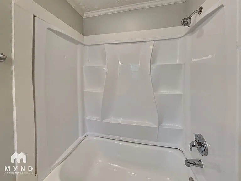1407 Sycamore Dr NW — Photo 18
