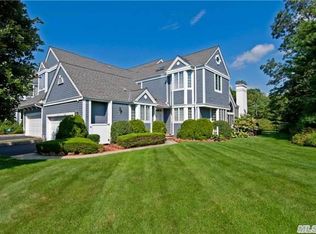 11 Southdown Ct, Huntington, NY 11743