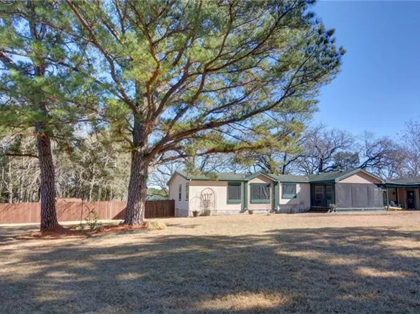 107 Michele Dr, Bastrop, TX 78602