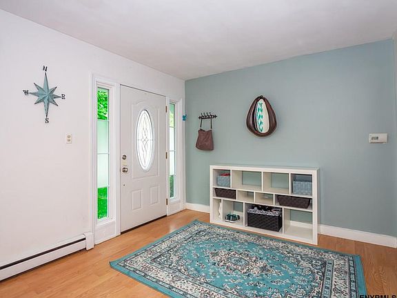 5th image of 508 Beacon St