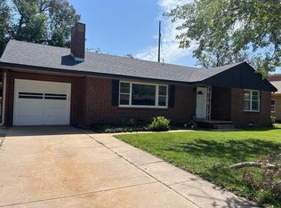 2724 Quivira Ave, Great Bend, KS 67530