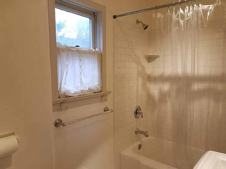 678 Normal Ave — Photo 18
