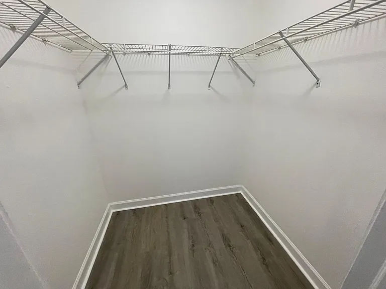 445 N Cambridge Dr — Photo 22