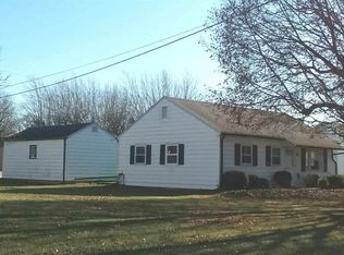 404 N Washington St, Swayzee, IN 46986