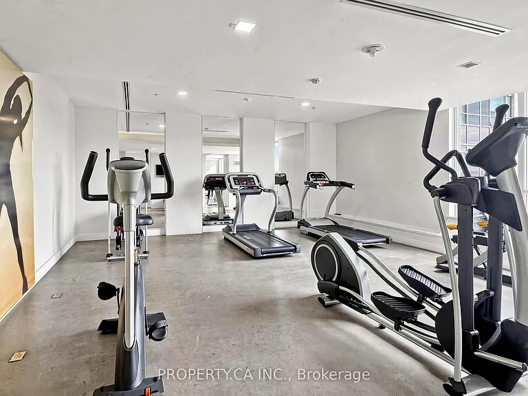1235 Bayly St #614 — Photo 39