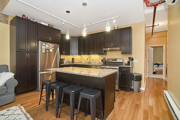 Rented by REAL New York | media 3