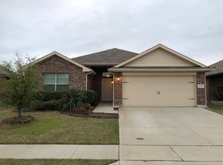 10232 S Race St, Fort Worth, TX 76140