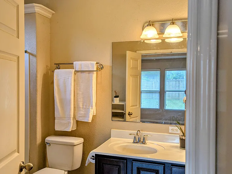325 Pacific Dr — Photo 19