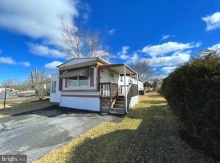 65 Walker Ave, Gettysburg, PA 17325