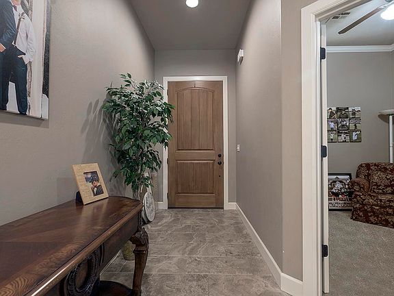 3rd image of 4810 Aloysius Dr