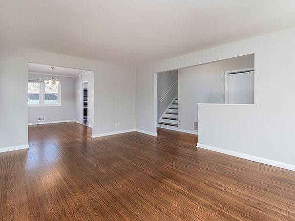 5th image of 401 Parkview Dr