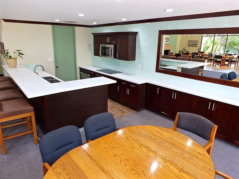 412 N Bellflower Blvd #208 — Photo 18