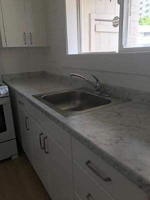 5th image of 2241 Citron St #B