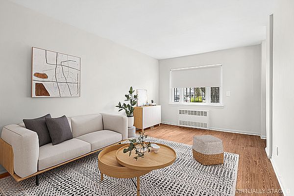 1st image of 1043 E 101st St #1