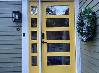 16 Milton Rd, Barrington, RI 02806