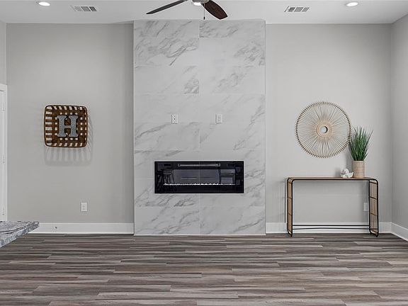 3rd image of 200 Opal Dr