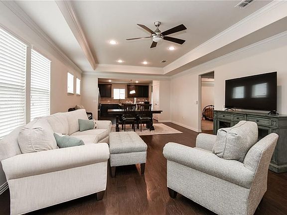 5th image of 8059 Cool River Dr
