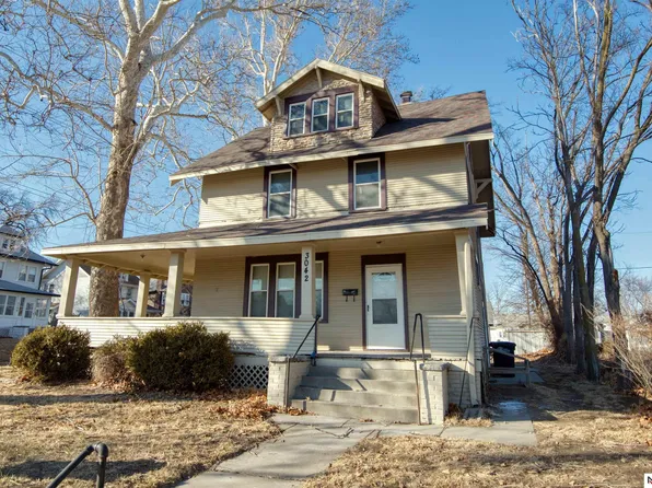 3042 Fowler Ave, Omaha, NE 68111