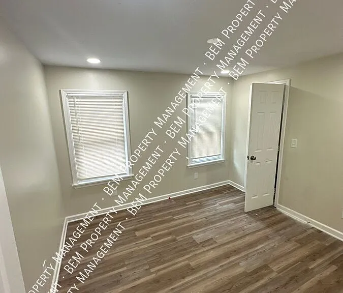 4204 Wabash Ave — Photo 14