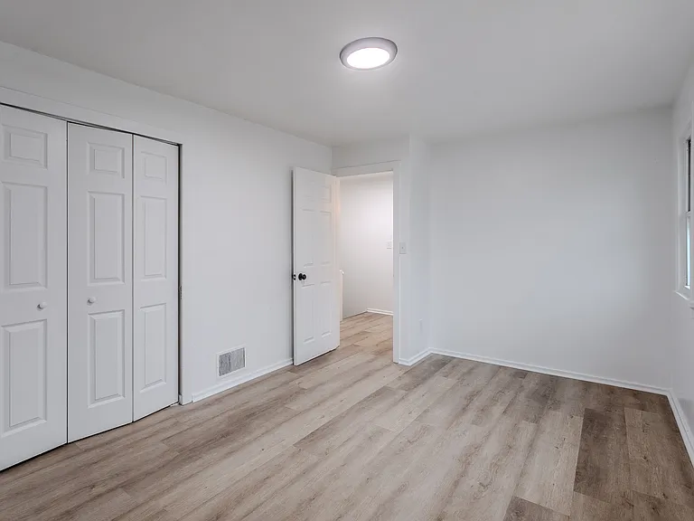 34111 Decatur Ct #34111 — Photo 4
