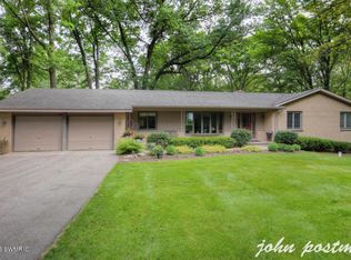 695 Thirteen Mile Rd NE, Sparta, MI 49345