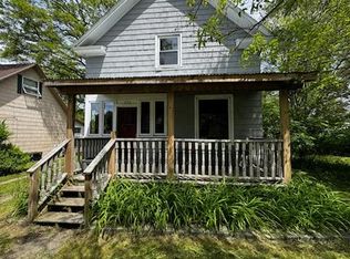 256 3rd Ave #1, Manistee, MI 49660