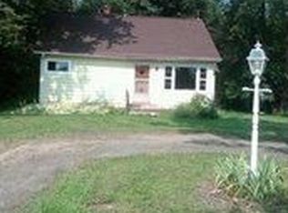 9670 Old Waterford Rd, Erie, PA 16509