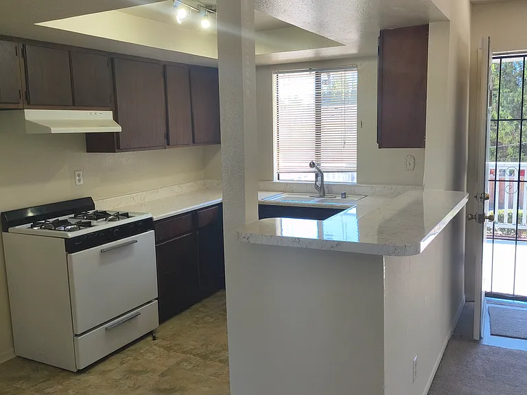 415 S Lemon St #A — Photo 15