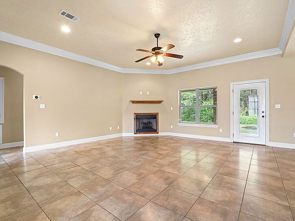 3rd image of 1235 Harmony Ln