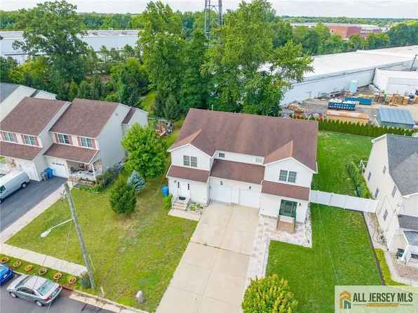 160 Teeple Pl, South Plainfield, NJ 07080