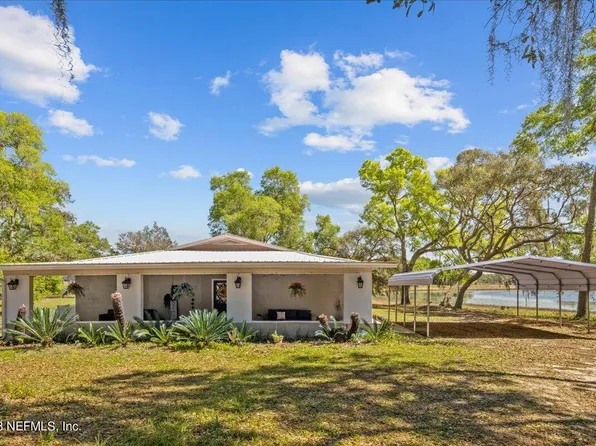 256 SWAN LAKE Drive, Melrose, FL 32666