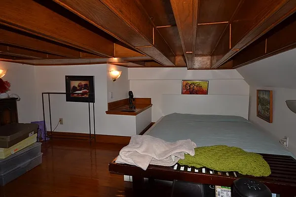 Rented by Corcoran | media 12