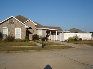 3520 Van Cleave Dr, Meraux, LA 70075